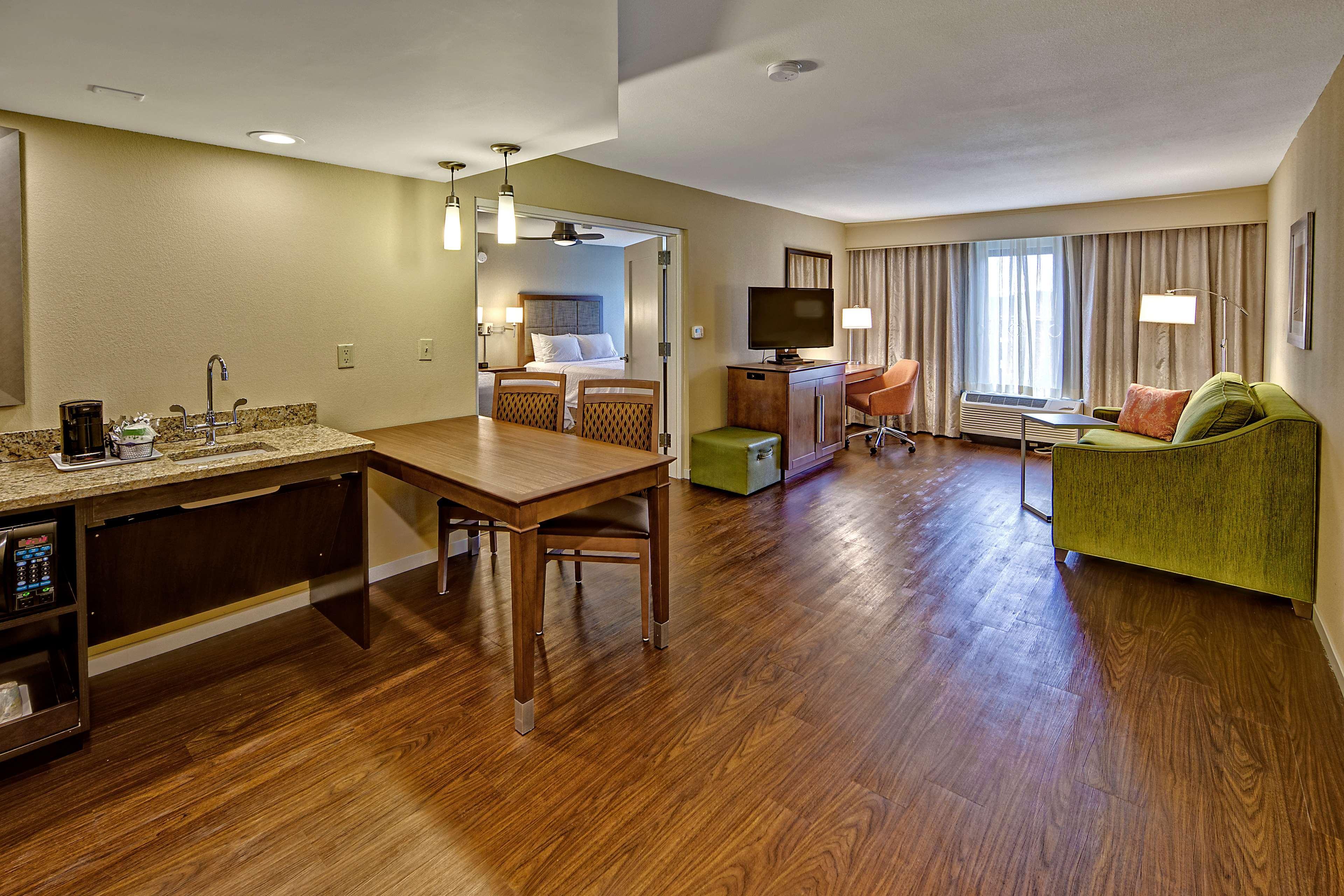 Hampton Inn And Suites Asheville Airport Флетчер Экстерьер фото
